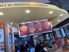 -The Habit Burger Grill 哈比特汉堡(复兴soho店)