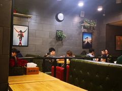 大堂-愉肴麻辣香锅(中山路店)