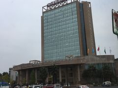 -峨眉山世纪阳光大酒店(峨眉高铁站店)