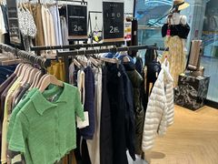 -唯品会(北京国瑞城店)