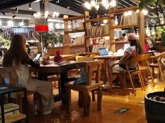 -大书房咖啡(中传国交店)