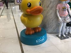 -资和信百货商场