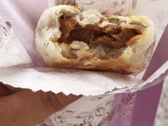 鲜肉月饼-长发西饼(临顿路店)