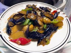 地三鲜-雪乡人家东北菜·铁锅炖一切(高斯路店)