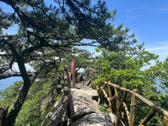 -罗田薄刀峰风景区