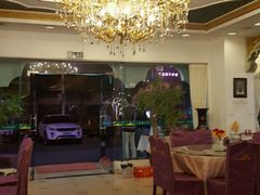 -马尔龙新疆饭店·清真(瑞景店)