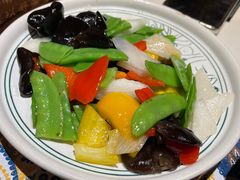 -云海肴·汽锅鸡·云南代表菜(天山百盛优客店)