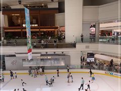 -冰纷万象滑冰场(深圳万象城店)