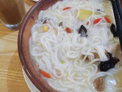 -荣晖咖啡美食(司打口店)