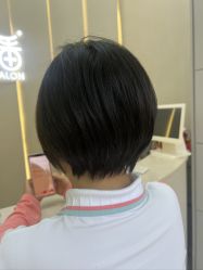 -十六番发型师事务所