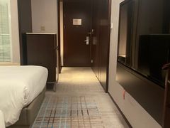 -上海龙之梦万丽酒店