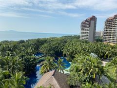 -三亚湾海居铂尔曼度假酒店