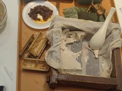 -刘姐啤酒鱼民族演艺餐厅(阳朔美食抗战路店)