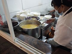 -文山荷鲜居(翠湖店)