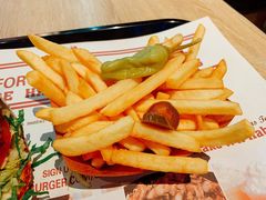 -The Habit Burger Grill 哈比特汉堡(复兴soho店)