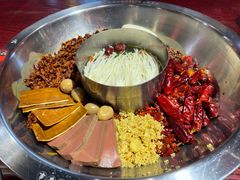 谭公鸭血-谭鸭血老火锅(远大购物广场店)
