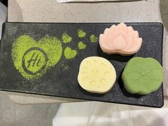 -海底捞火锅(宝龙广场夜宵主题店)