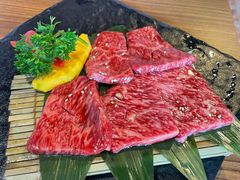 -炼火烤肉店