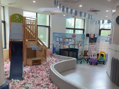 -龙格亲子游泳·水育早教运动中心(上虞钱江中心)