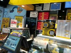 -周黑鸭(郑州新世界百货店)