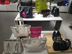 -唯品会(泽胜中央广场店)