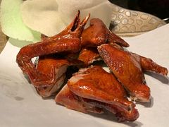 -蝴蝶里·粤菜·点心(滨江龙湖店)