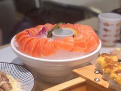 -万岁料理回转寿司(华贸店)