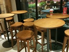 用餐区-星巴克(上海汇锦里店)
