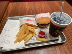 宽薯条-FATBURGER 特富客汉堡(外交公寓店)