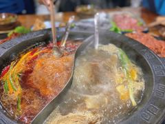 -重庆故事姊妹老火锅(财经学院店)