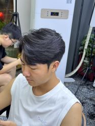 -藤野造型专业烫染接发