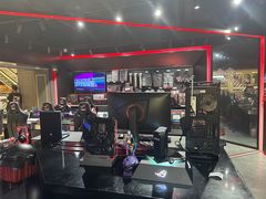 -ROG玩家国度(美罗城店)