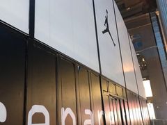 -Air Jordan(世贸天阶店)