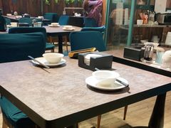 大堂-贯贯吉·清真餐厅(浙江中路店)