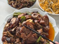-丹水桥地锅鱼·翘嘴鲌·地方特色全鱼宴(丹江口大坝店)