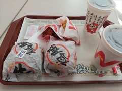 -华莱士·全鸡汉堡(艳粉店)
