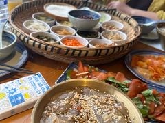 -包整·丝娃娃(一览甲秀楼风景店)