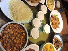 -秦唐一号西安菜馆(钟楼店)