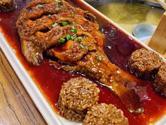 -苹果树下艺术餐厅(宋庄店)