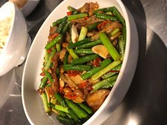 -龙巢盱眙龙虾·牛蛙·烧烤宵夜(八卦岭店)