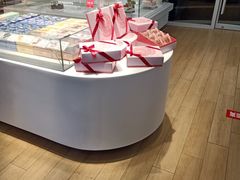 面包甜点陈列柜-好利来(尚志大街店)