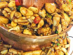 -老佛爷铜炉蛙锅(挂绿店)