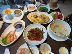 -通安客栈中餐厅·何家小馆