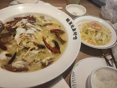 -太二酸菜鱼(武汉光谷保利店)