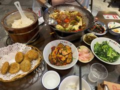 -富正毅三下锅·湘西韵味(天门山索道店)