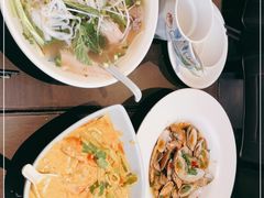 -大头虾越式风味餐厅(光明广场店)