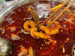 梭边鱼-肖肖酸萝卜鱼火锅(总店)