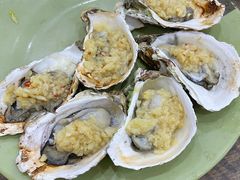 炭烧蒜蓉生蚝-贞姨美食·老字号海鲜大排档