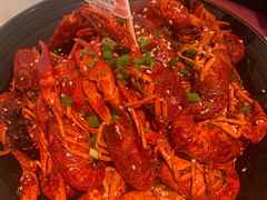 -巴厘龙虾·榜首油焖大虾(音乐学院·沿江酒馆店)