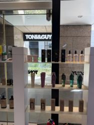 -TONI&GUY